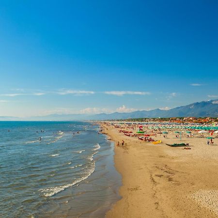 Suite Ondina Viareggio Apartments - Happy Rentals Екстер'єр фото